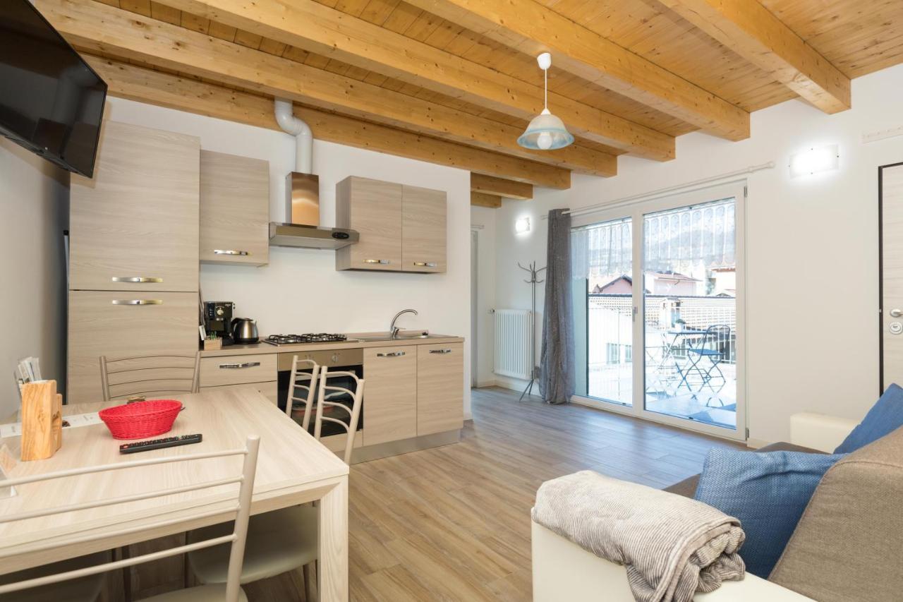 Residenze Lariane Apartman Colico Kültér fotó