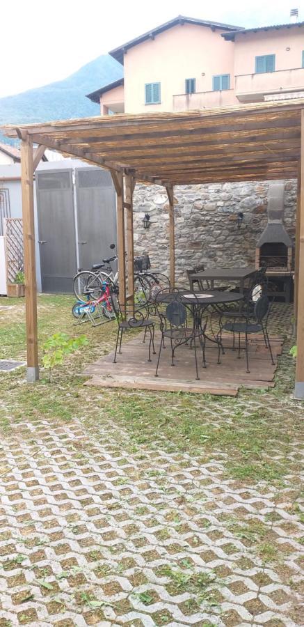 Residenze Lariane Apartman Colico Kültér fotó